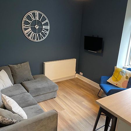 Cosy James Street Park 2 Bedroom, Ground Floor Apartment, Garden 海伦斯堡 外观 照片
