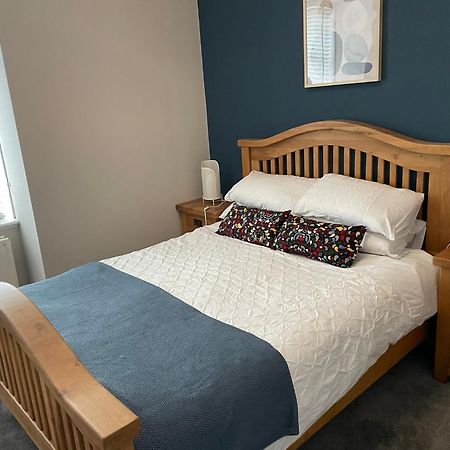 Cosy James Street Park 2 Bedroom, Ground Floor Apartment, Garden 海伦斯堡 外观 照片
